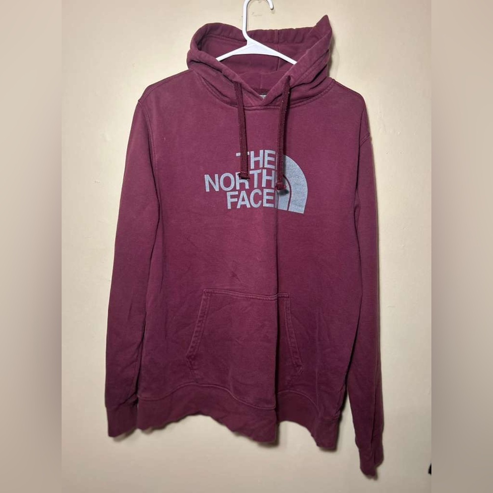 The North Face Men's burgundy pullover Hoodie